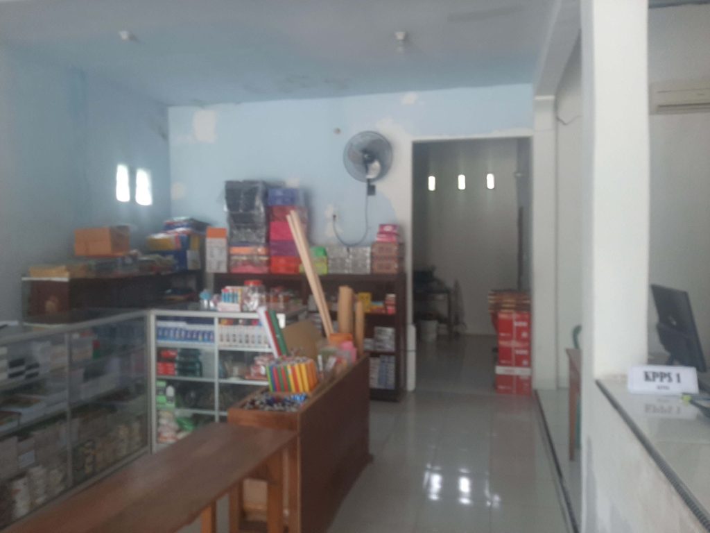 撮影のためのテープなど購入